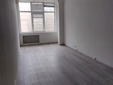 комерційна за адресою Генерала Алмазова вул. (Кутузова), 18/7