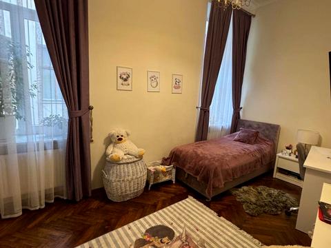 квартира за адресою Академіка Олександра Богомольця вул., 7