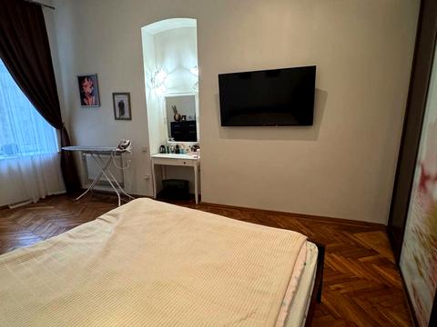 квартира за адресою Академіка Олександра Богомольця вул., 7