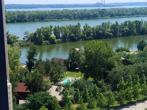 квартира за адресою Набережна Перемоги вул., 1-Т