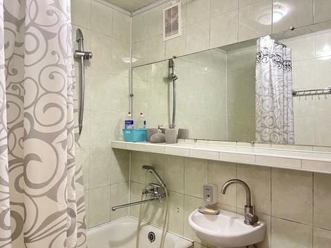 квартира за адресою Нестерова вул., 4