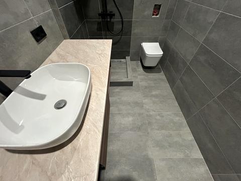 квартира за адресою Машинобудівників вул., 16