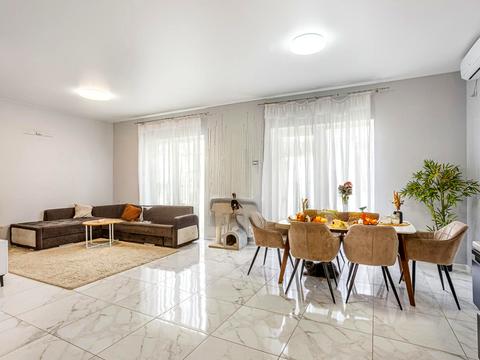 дом по адресу с. Гатное, Чумацкая ул.