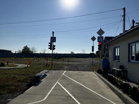 комерційна за адресою Василя Лесина вул., 33