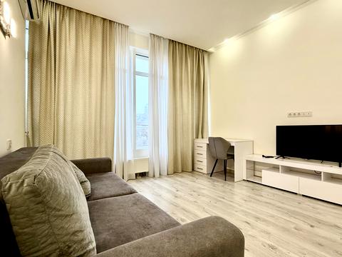 квартира за адресою Київ, Кловський узвіз, 7a