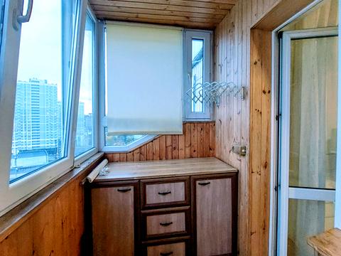 квартира за адресою Ревуцького вул., 36/2
