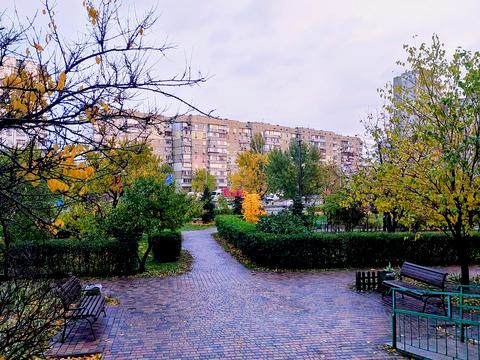 квартира за адресою Ревуцького вул., 36/2