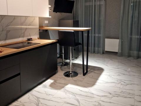 квартира за адресою Бориса Литвака вул. (Заславського), 36