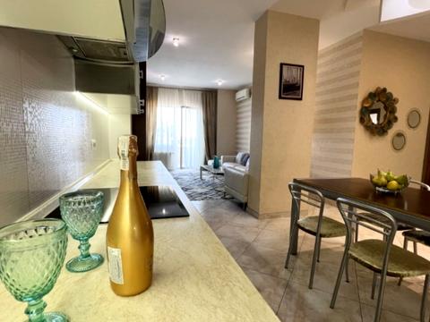 квартира по адресу Французский бульв., 15