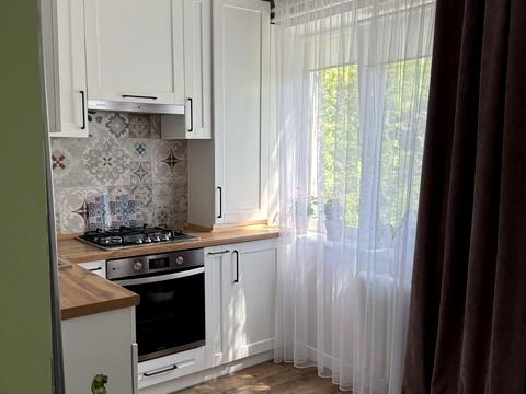 квартира по адресу Дмитрия Яворницкого просп. (Карла Маркса), 7