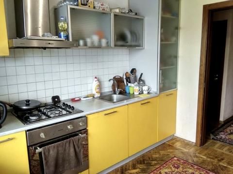 квартира за адресою Михайла Грушевського вул. (Карла Лібкнехта), 1