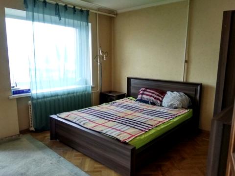 квартира за адресою Михайла Грушевського вул. (Карла Лібкнехта), 1