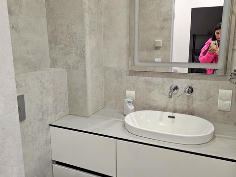 квартира за адресою Салютна вул., 2