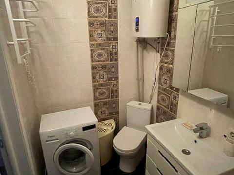 квартира за адресою Академіка Писаржевського вул., 8А