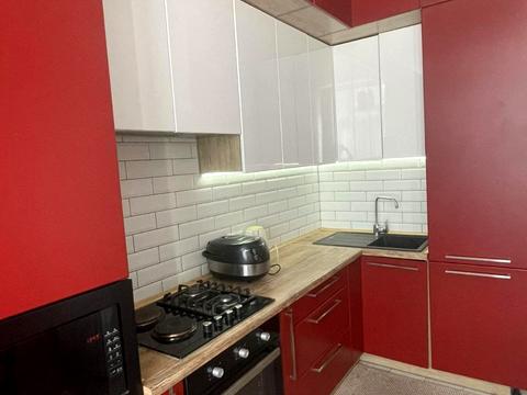 квартира за адресою Академіка Писаржевського вул., 8А