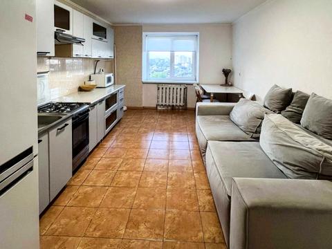 квартира по адресу Віктора Йови ул., 2