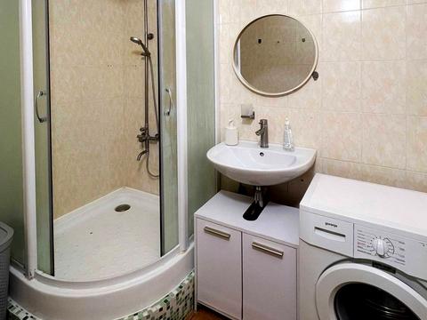 квартира по адресу Віктора Йови ул., 2