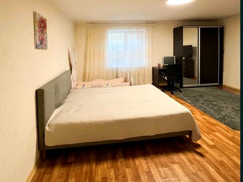квартира по адресу Віктора Йови ул., 2