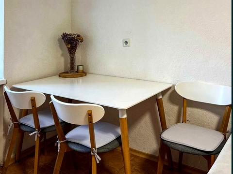квартира по адресу Віктора Йови ул., 2