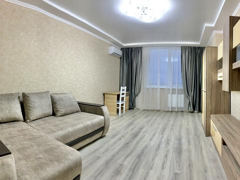 квартира за адресою Сім'ї Стешенків вул. (Тимофія Строкача), 9