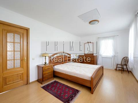 дом по адресу Східна