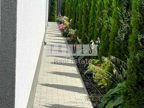 будинок за адресою Лінія 8-а вул.