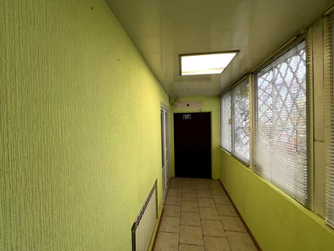 комерційна за адресою Оболонська вул., 7