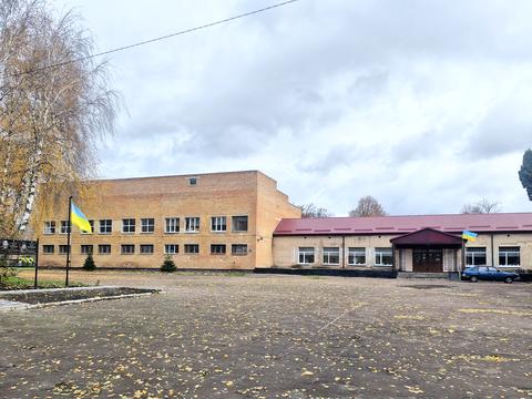 дом по адресу Центральна, 8