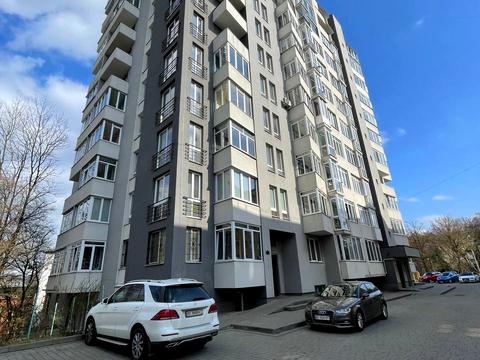 комерційна за адресою Водогінна вул., 2-A