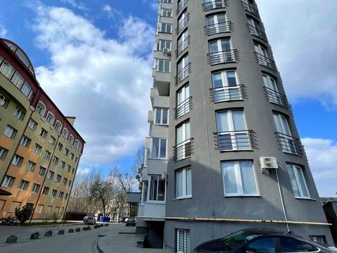 комерційна за адресою Водогінна вул., 2-A