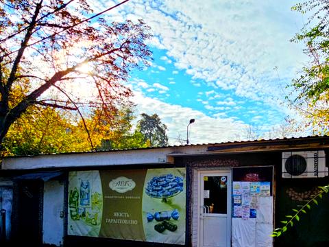 комерційна за адресою Української Добровольчої Армії вул. (Республіканська), 14