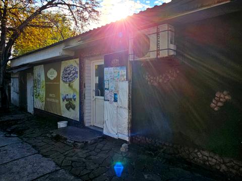 комерційна за адресою Української Добровольчої Армії вул. (Республіканська), 14