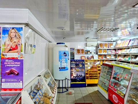 комерційна за адресою Української Добровольчої Армії вул. (Республіканська), 14