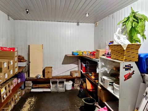 комерційна за адресою Української Добровольчої Армії вул. (Республіканська), 14