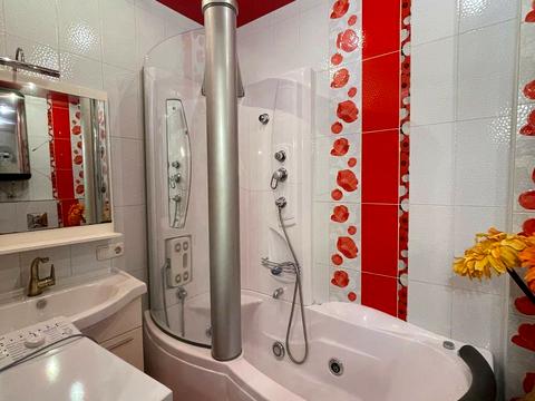 квартира за адресою Героїв просп., 4