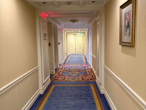 коммерческая по адресу Андрея Верхогляда ул. (Михайла Драгомирова), 15-А