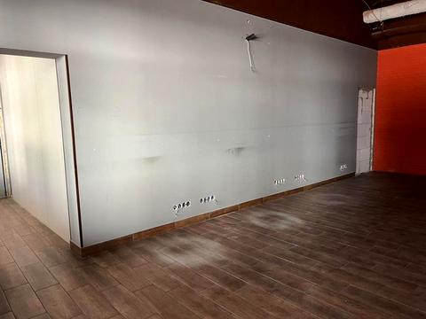 коммерческая по адресу Андрея Верхогляда ул. (Михайла Драгомирова), 18-б