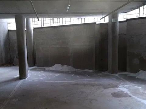 паркомісце за адресою Василя Тютюнника вул. (Анрі Барбюса), 28-А