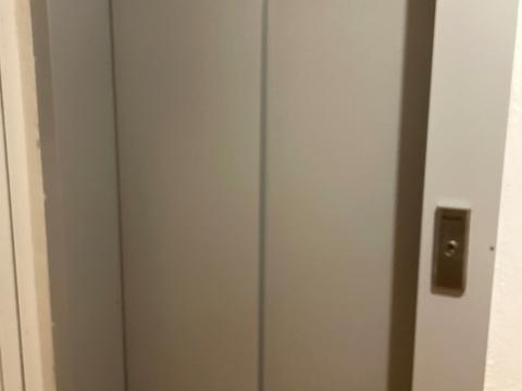 квартира по адресу Зои Гайдай ул., 9-А