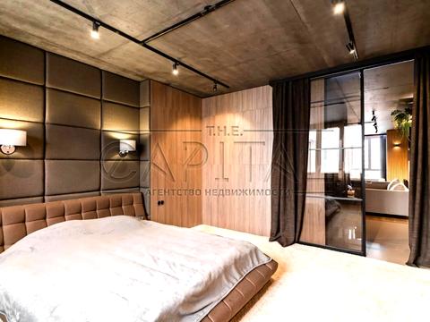 квартира по адресу Анны Ахматовой ул., 30