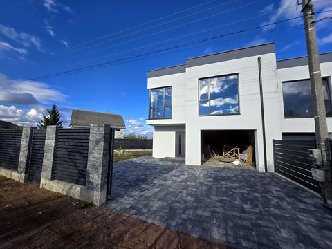 дом по адресу С. Бандери