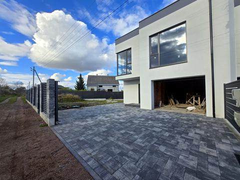 дом по адресу С. Бандери