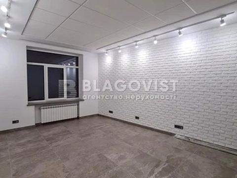 коммерческая по адресу Институтская ул., 16