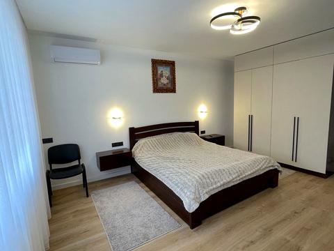 квартира за адресою Героїв Крут вул., 6