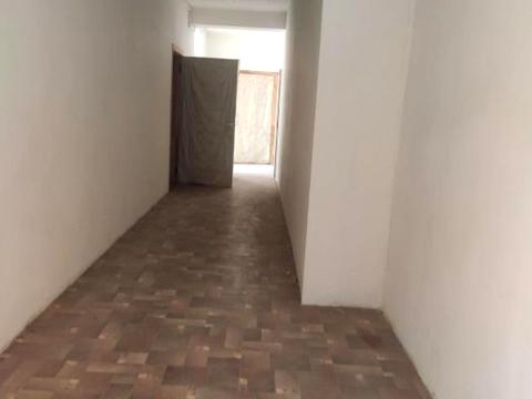 комерційна за адресою Киргизька вул., 19