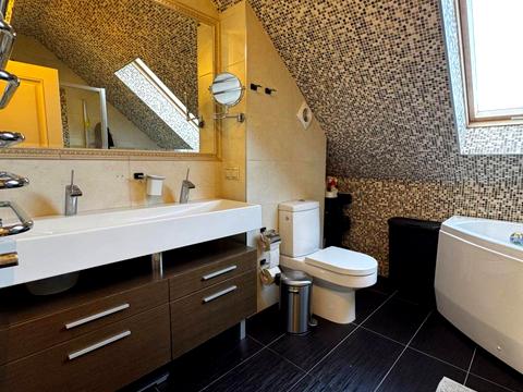 будинок за адресою 1-й Садовий пров.