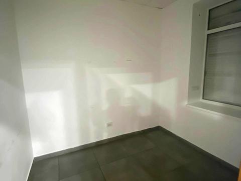 коммерческая по адресу Старшого Лейтенанта Кагала ул. (Первомайская), 61