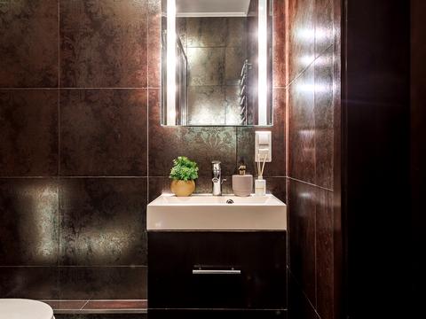 квартира за адресою Верховної Ради бульв., 14-Б