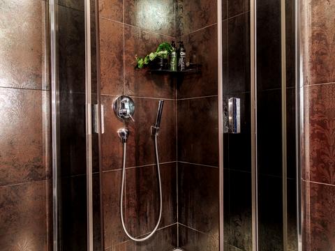 квартира за адресою Верховної Ради бульв., 14-Б