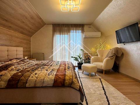 будинок за адресою Грушева вул. (Шаповалова)